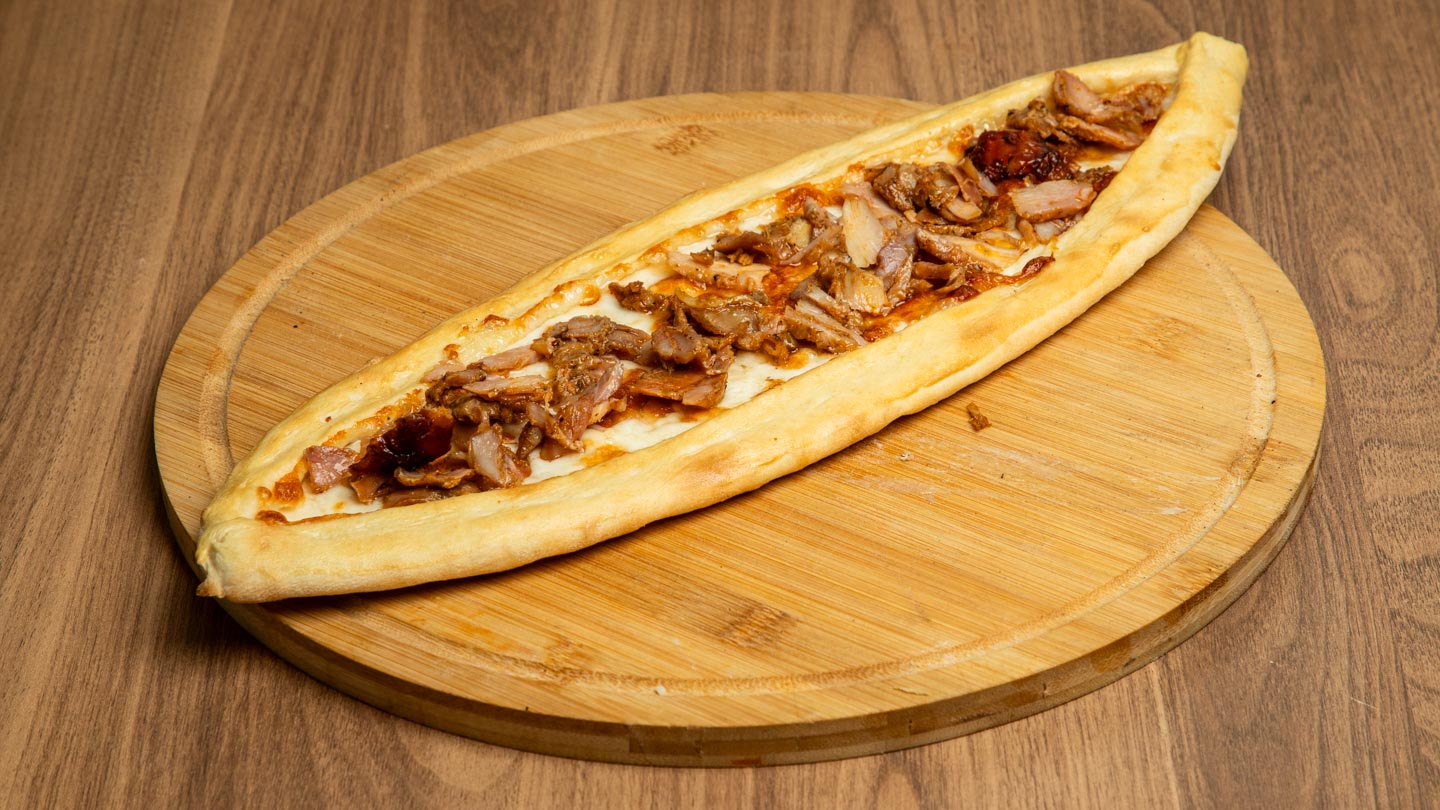 Toyuqlu Pide