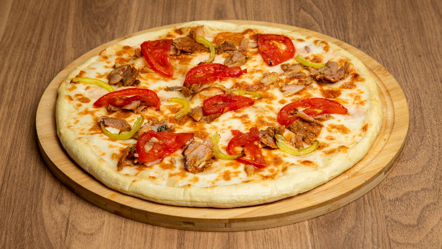 Toyuqlu Pizza