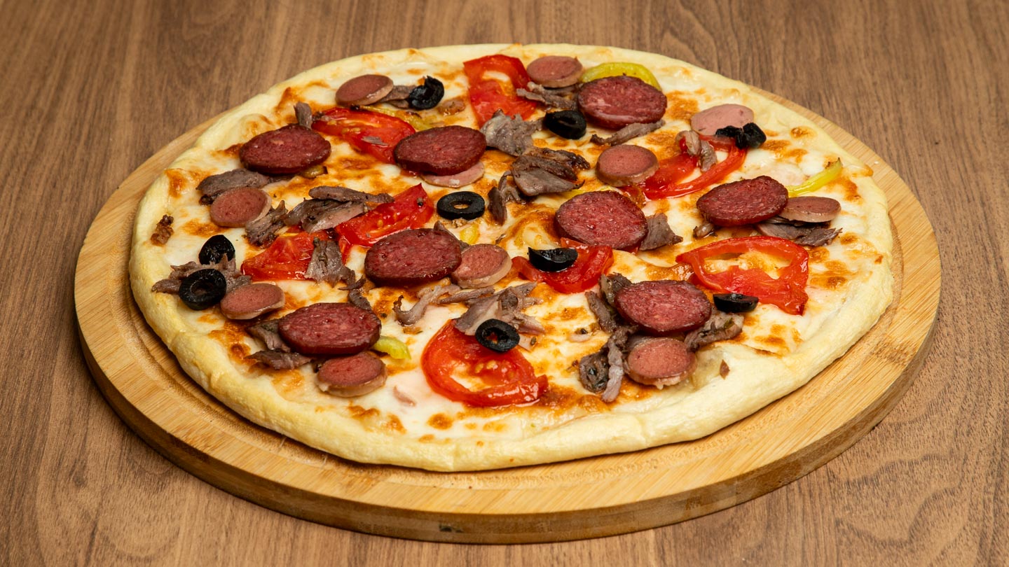 Qarışıq Pizza
